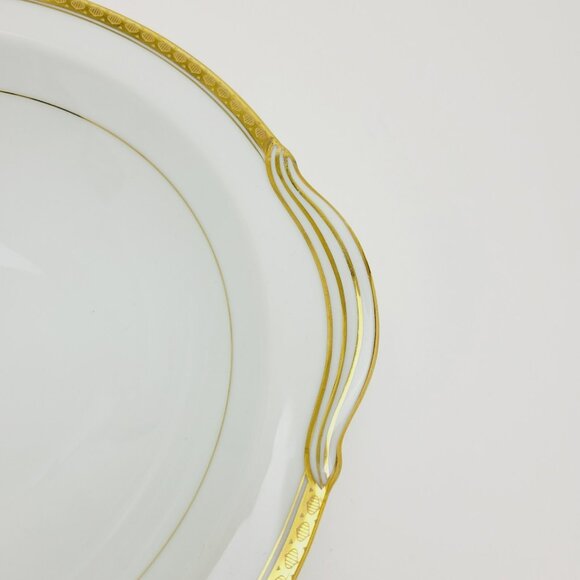 Noritake Richmond 10" Round Serving Bowl with Handle White Base Gold Etched Band - Picture 4 of 11